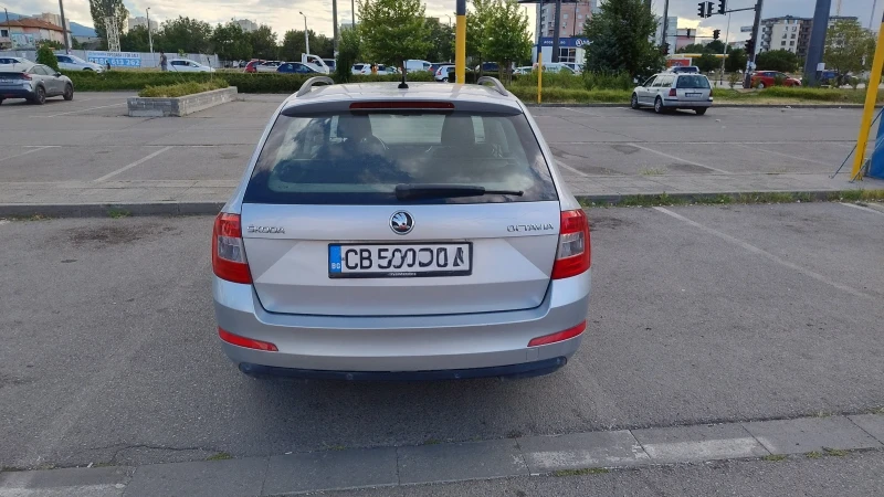 Skoda Octavia Октавия , снимка 3 - Автомобили и джипове - 52388321
