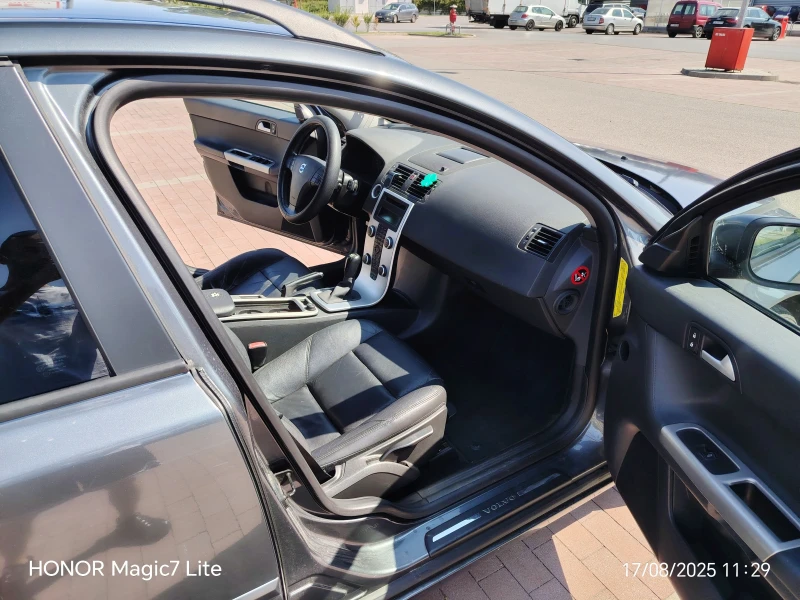 Volvo V50, снимка 9 - Автомобили и джипове - 51395127