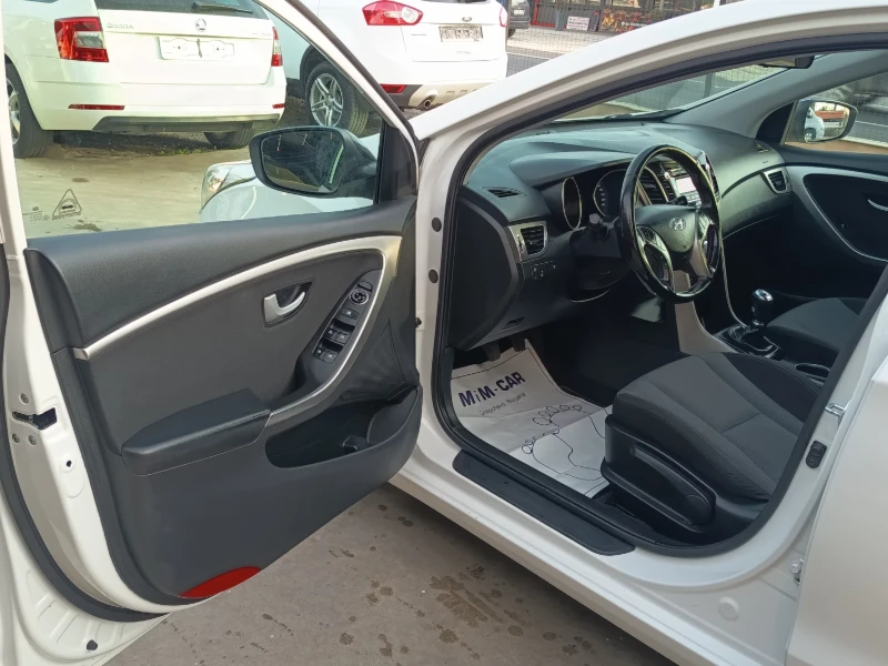 Hyundai I30 1.6crdi, снимка 9 - Автомобили и джипове - 52840756