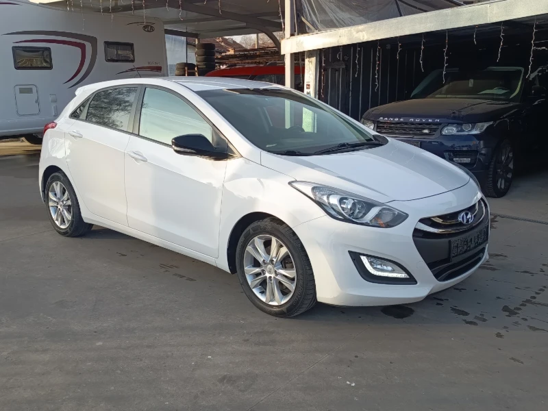 Hyundai I30 1.6crdi, снимка 3 - Автомобили и джипове - 52840756