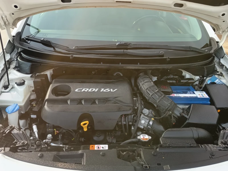 Hyundai I30 1.6crdi, снимка 13 - Автомобили и джипове - 52840756