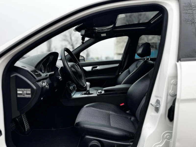 Mercedes-Benz C 180 KOMPRESSOR/AMG/ПАНОРАМА, снимка 9 - Автомобили и джипове - 53012913