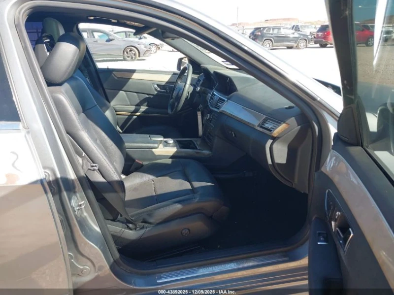 Mercedes-Benz E 350 3.5L V-6 DOHC, VVT, 268HP Rear Wheel Drive, снимка 10 - Автомобили и джипове - 53176144
