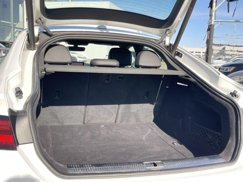 Audi A6 * S-Line* * HeadUp* AвтоКредит* (ЦЕНА ДО БГ), снимка 16 - Автомобили и джипове - 53327479