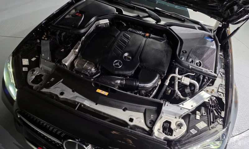 Mercedes-Benz E 220, снимка 6 - Автомобили и джипове - 53378745