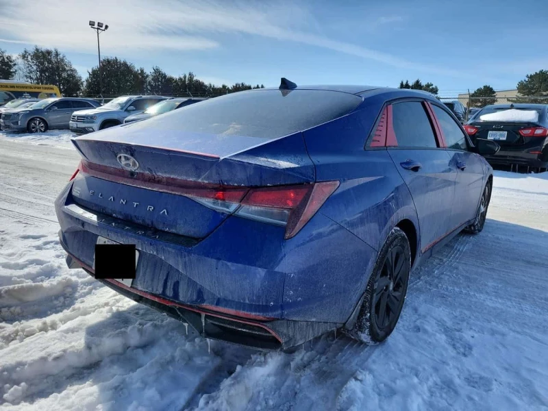 Hyundai Elantra * 4D SEDAN AT | PREFERRED SUN & * CARFAX * ЦЕНА ДО, снимка 3 - Автомобили и джипове - 53592395