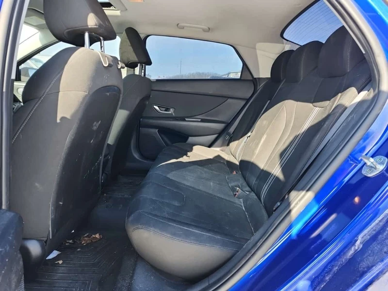 Hyundai Elantra * 4D SEDAN AT | PREFERRED SUN & * CARFAX * ЦЕНА ДО, снимка 9 - Автомобили и джипове - 53592395