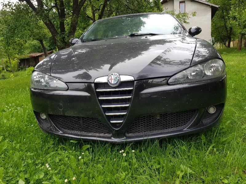 Alfa Romeo 147 1.6 i, снимка 1 - Автомобили и джипове - 47480045