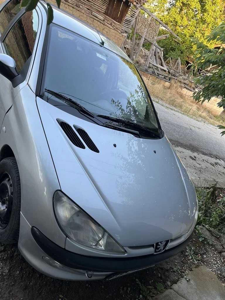 Peugeot 206 1, 4 HDI 75к.с, снимка 3 - Автомобили и джипове - 47286495