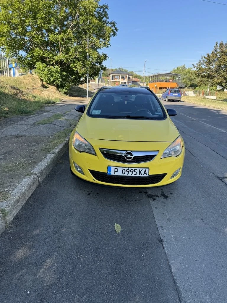 Opel Astra 1.7, снимка 2 - Автомобили и джипове - 46864648