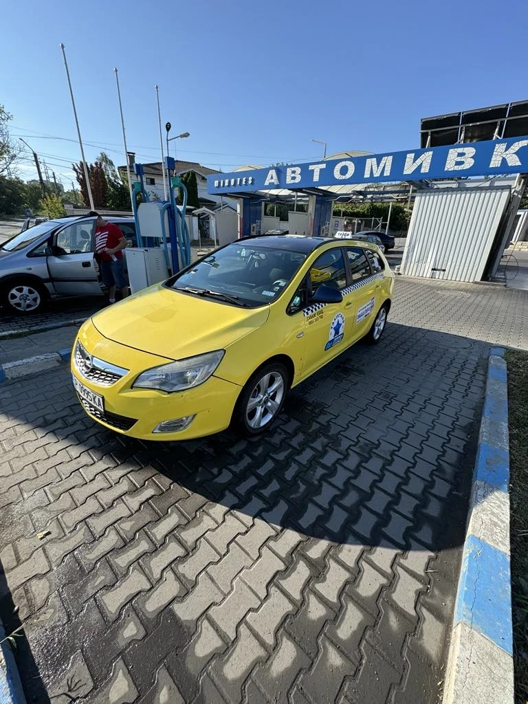 Opel Astra 1.7, снимка 3 - Автомобили и джипове - 46864648