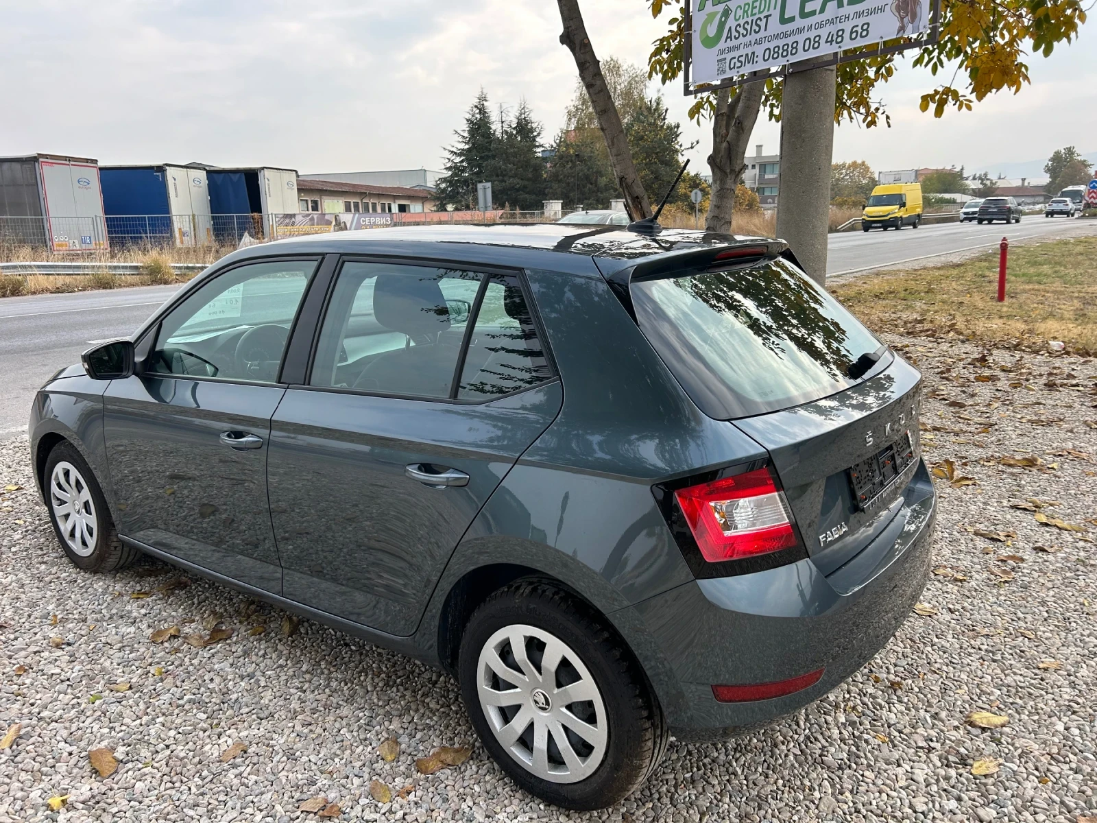 Skoda Fabia 1.0 i - изображение 3