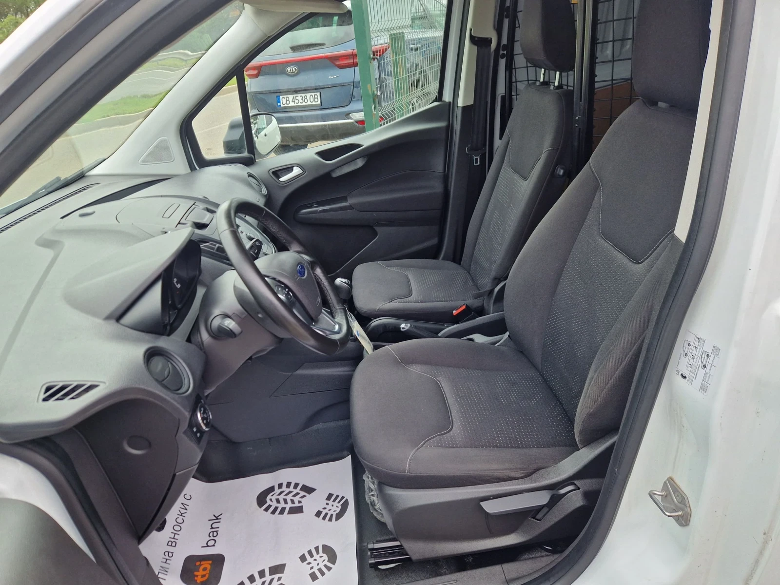 Ford Courier 1.5HDI 75PS.EVRO 6 ITALIA, снимка 10 - Автомобили и джипове - 48404550