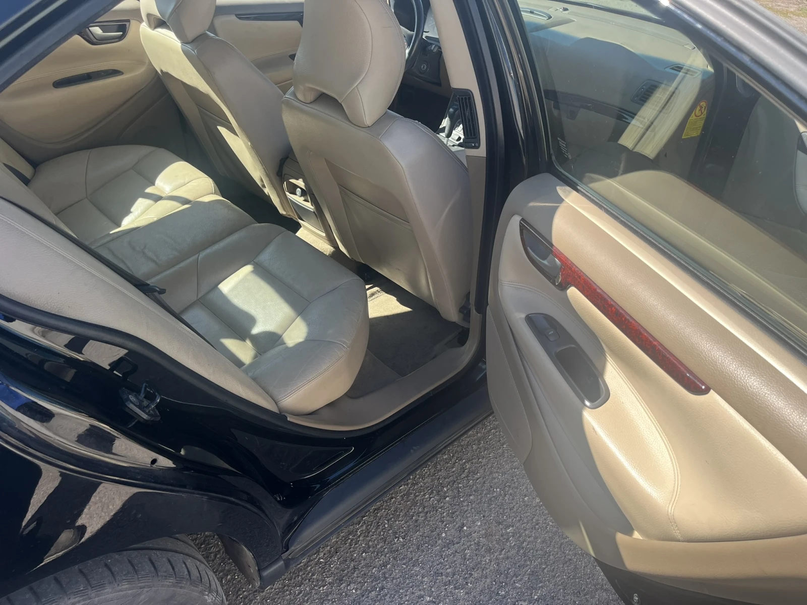 Volvo S60 T5 2.3 250 - изображение 8