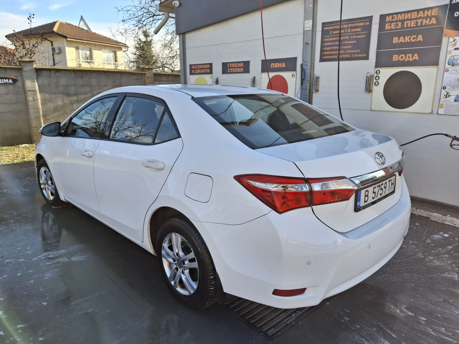 Toyota Corolla  - изображение 3