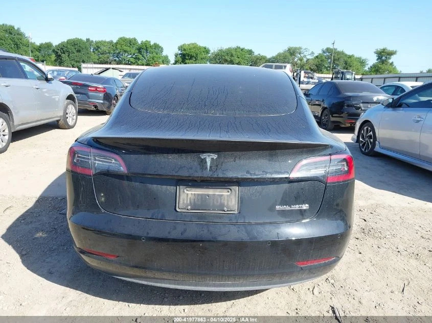 Tesla Model 3 U  U UX All Wheel Drive - изображение 8