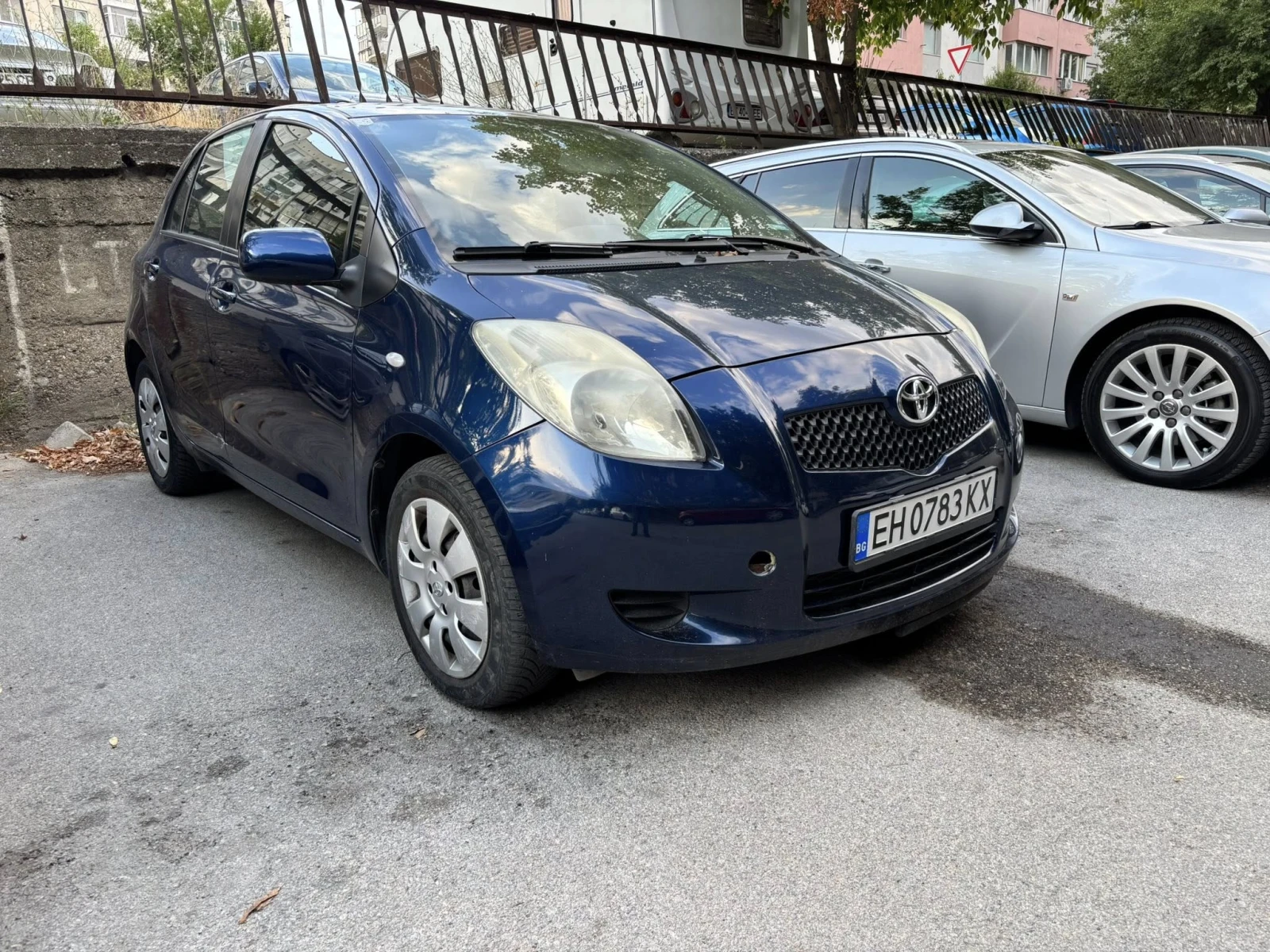 Toyota Yaris  - изображение 3
