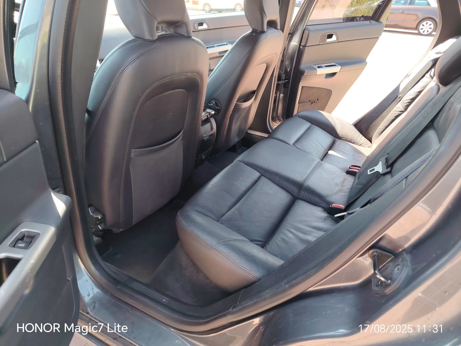 Volvo V50  - изображение 10