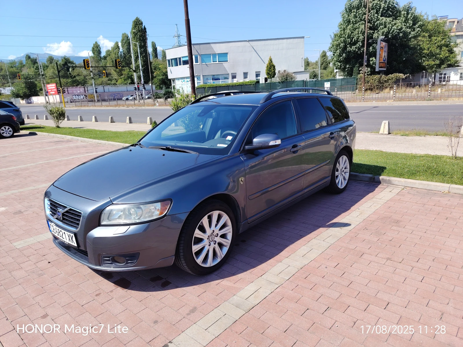 Volvo V50  - изображение 2