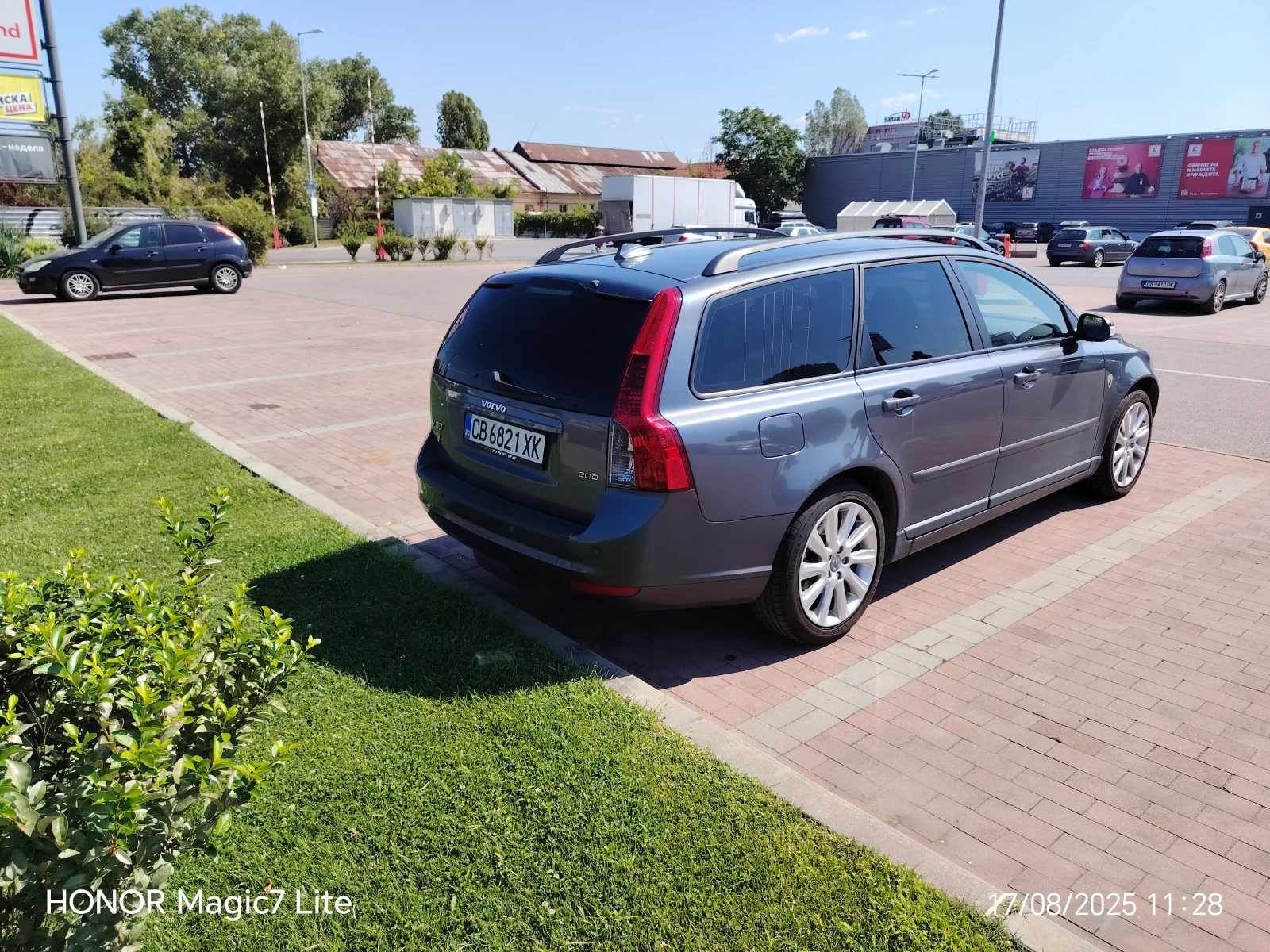 Volvo V50  - изображение 4