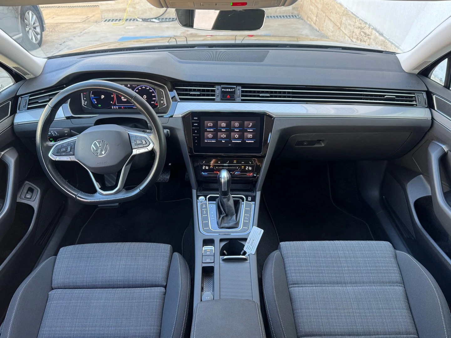 VW Passat Business 2.0 TDI SCR DSG - изображение 8