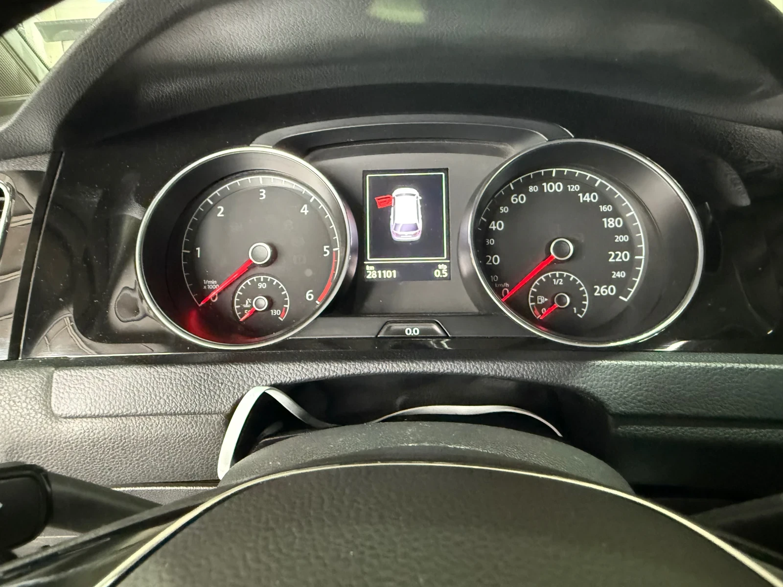 VW Golf 1.6 bluetdi - изображение 6