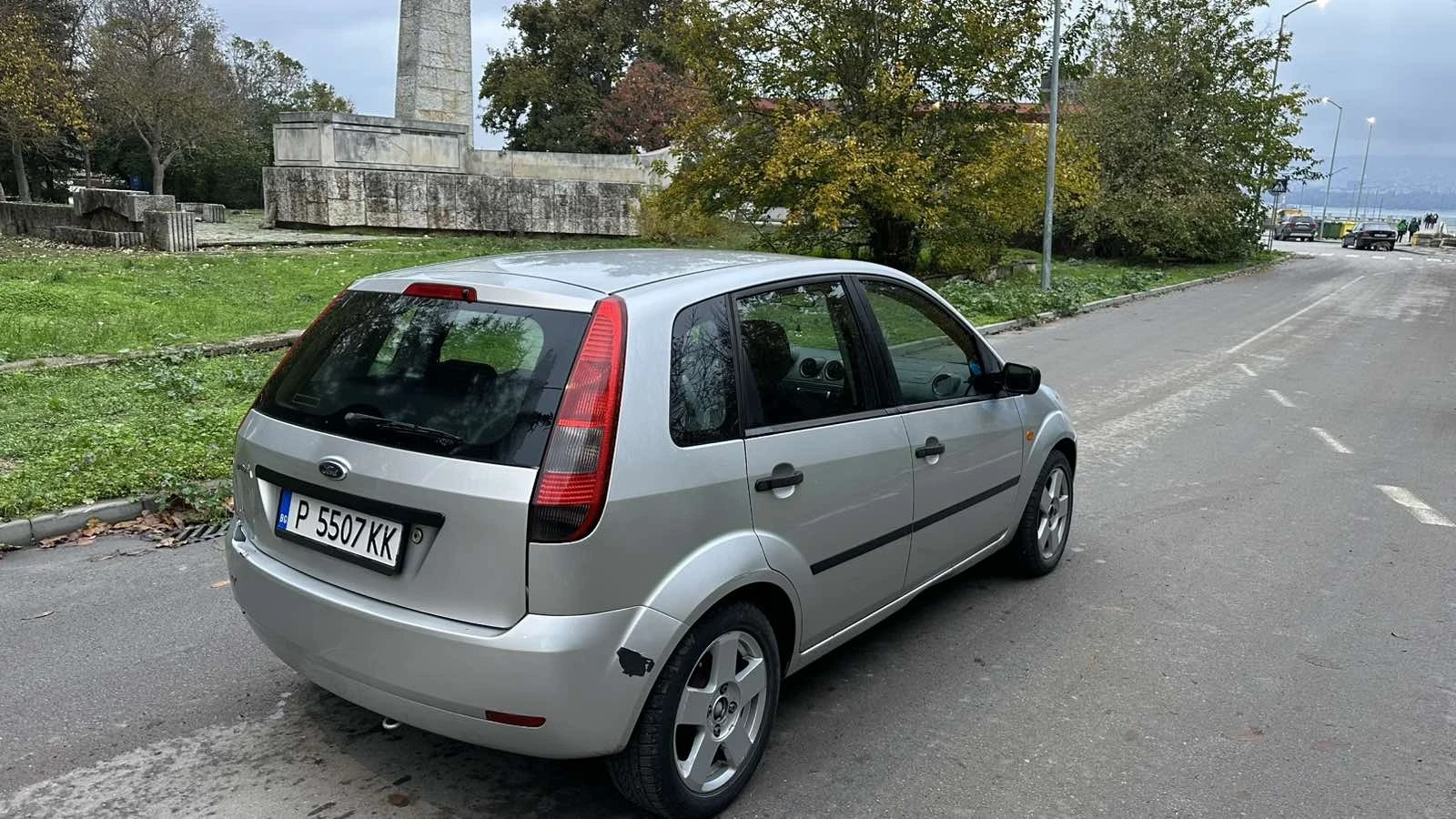 Ford Fiesta 1.3i - изображение 5