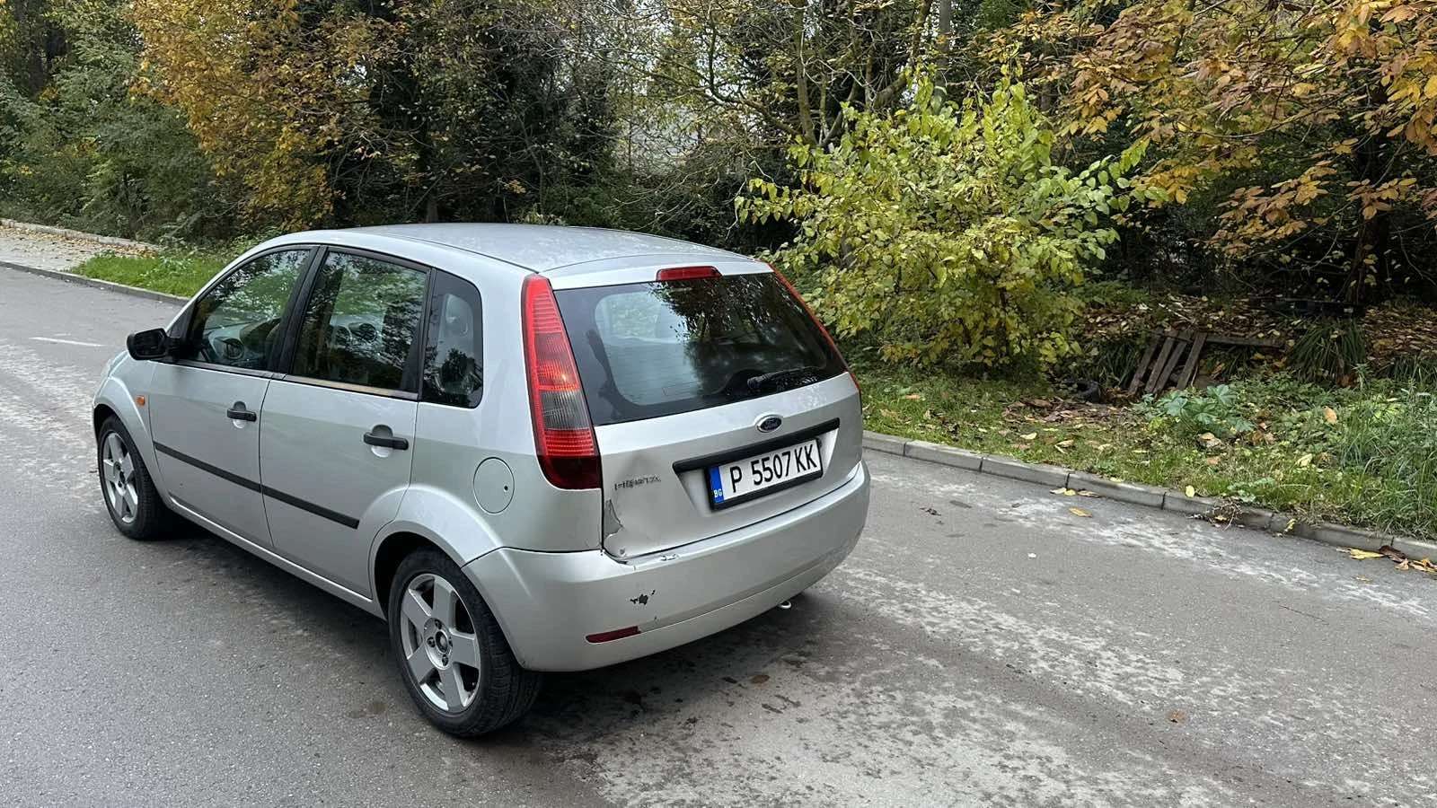 Ford Fiesta 1.3i - изображение 4