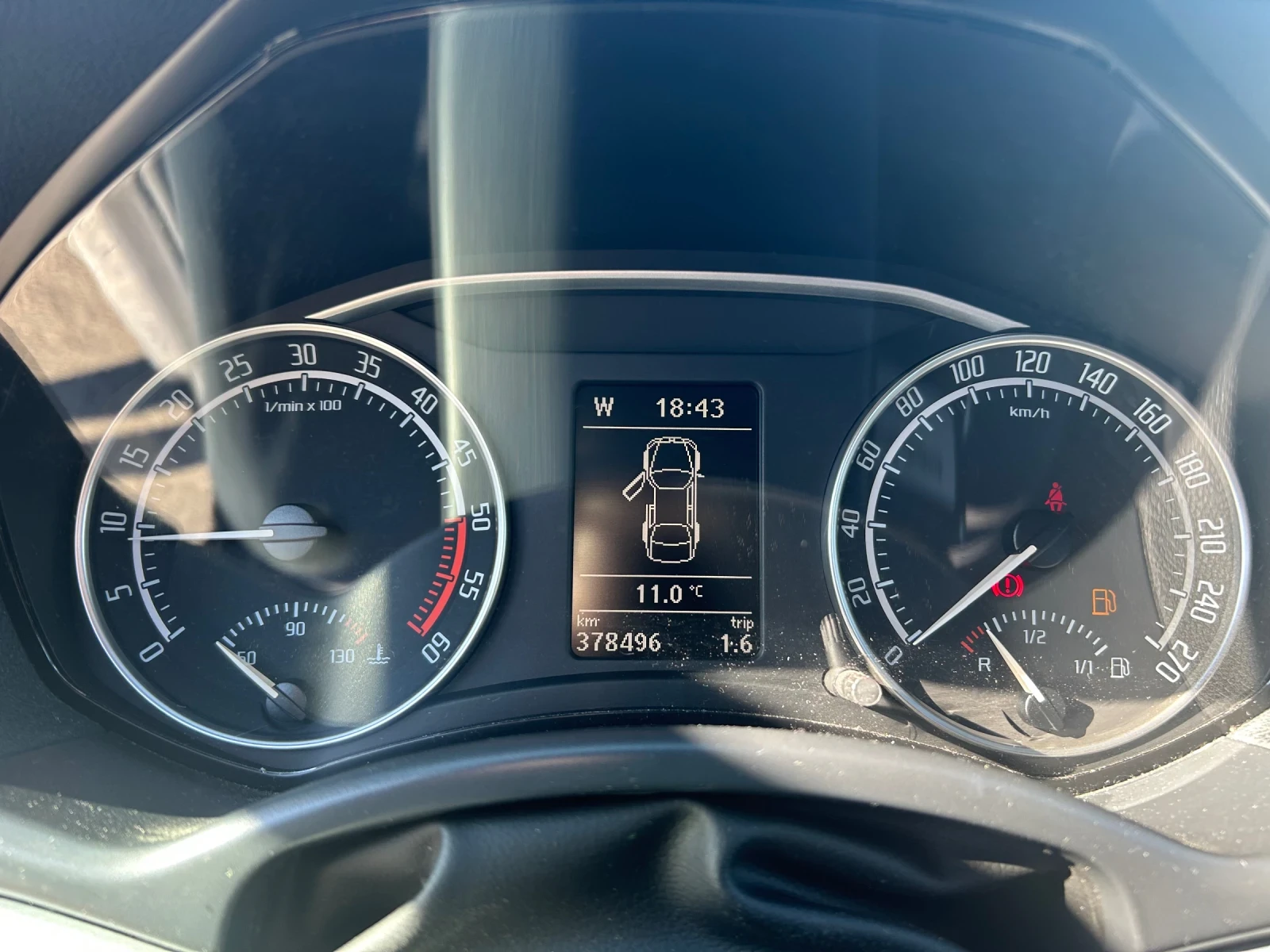 Skoda Octavia 2.0 TDI VRS  - изображение 10