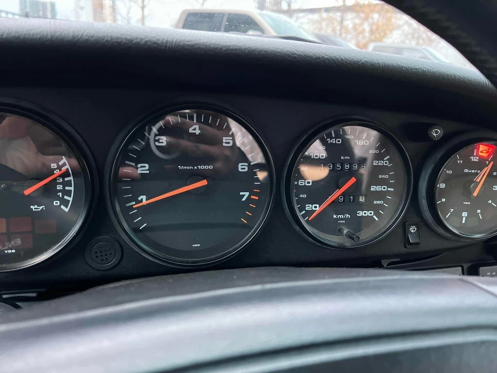 Porsche 911 * 2dr Cabriolet * CARFAX * БЕЗ ПЪРВОНАЧАЛНА ВНОСКА - изображение 8