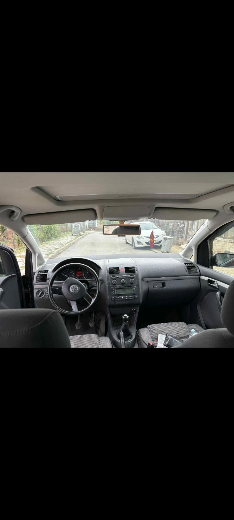 VW Touran  - изображение 2