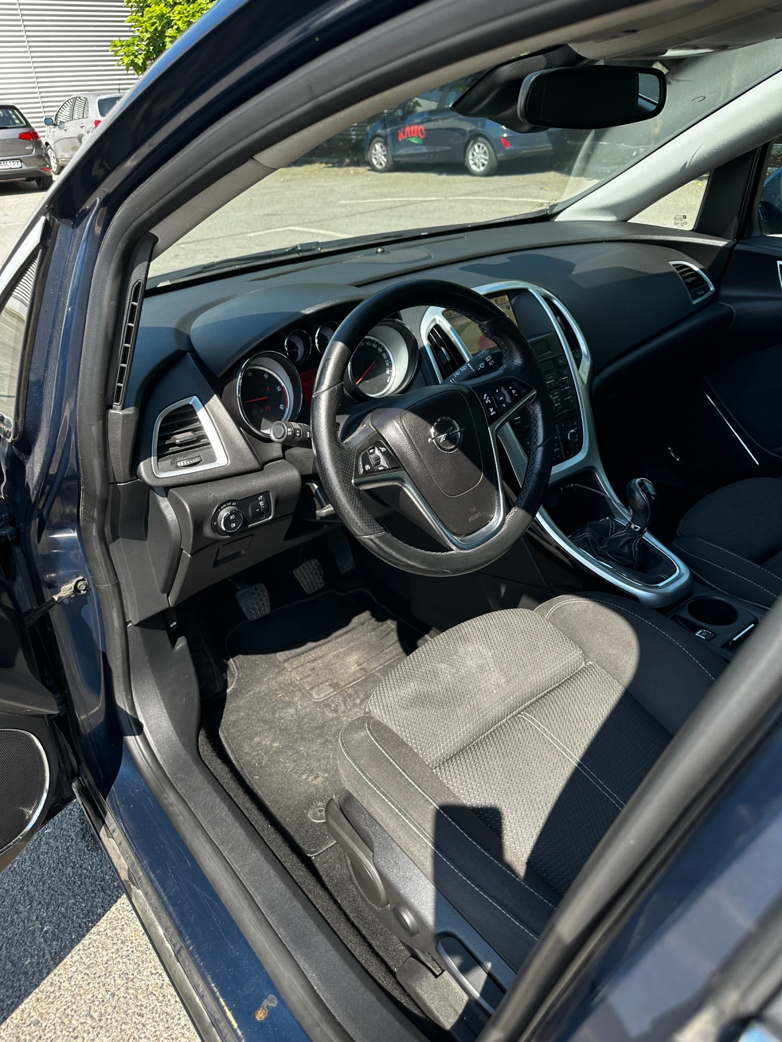 Opel Astra Sports Tourer | Mobile.bg � ����������� 13