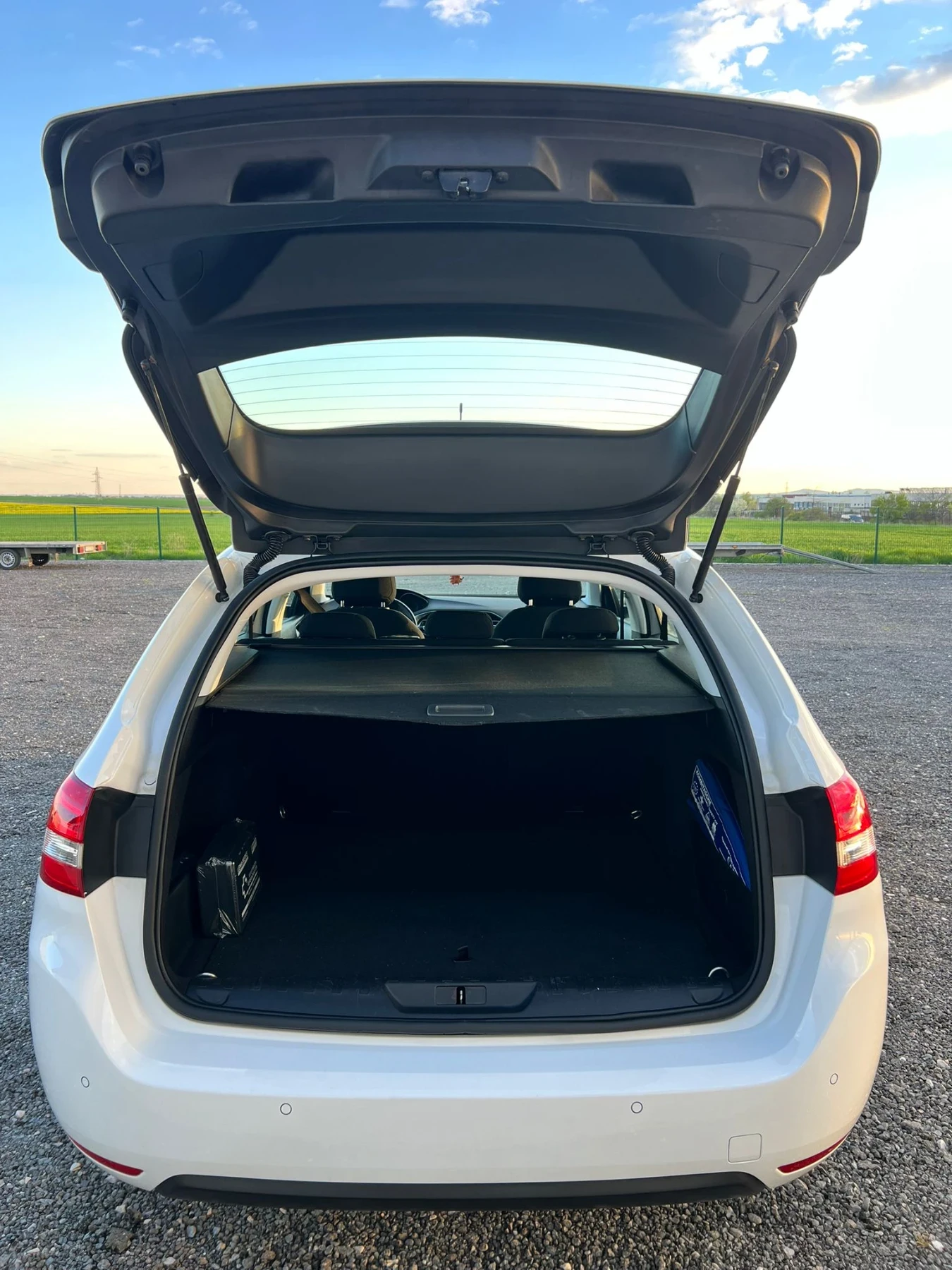 Peugeot 308 1.2i/EURO 6/NAVI | Mobile.bg � ����������� 14
