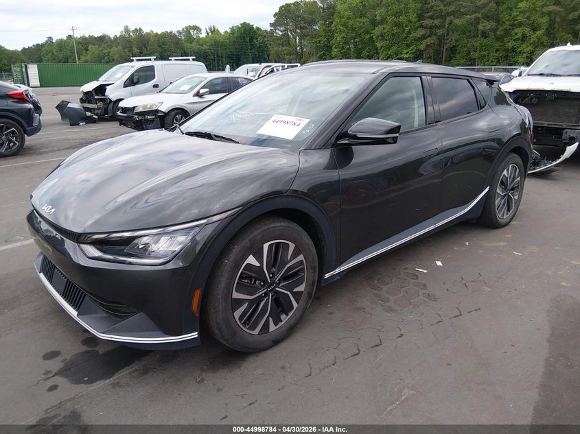 Kia EV6 Light, снимка 2 - Автомобили и джипове - 54460427
