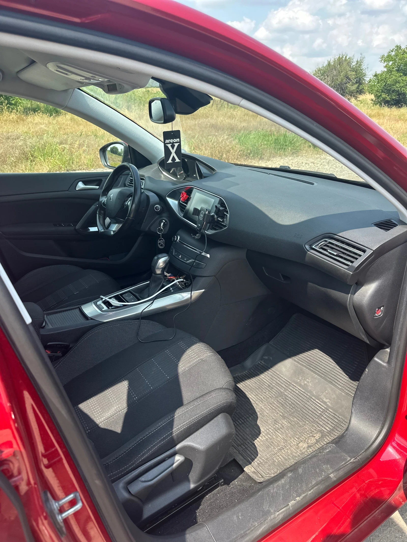 Peugeot 308, снимка 11 - Автомобили и джипове - 54647226