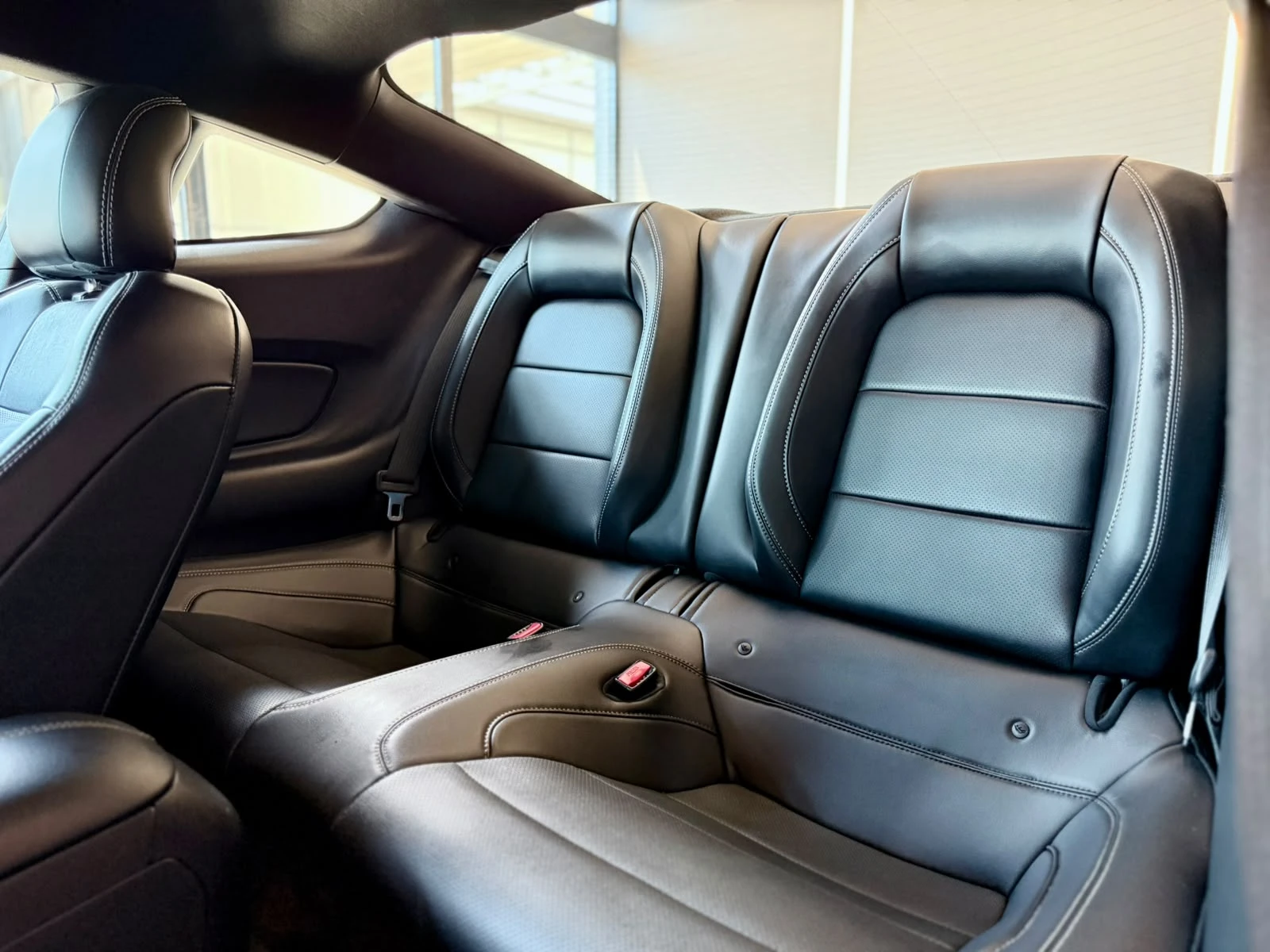 Ford Mustang 5.0* EU* GT* Подгрев* Обдух* Full* Лизинг , снимка 13 - Автомобили и джипове - 54764019