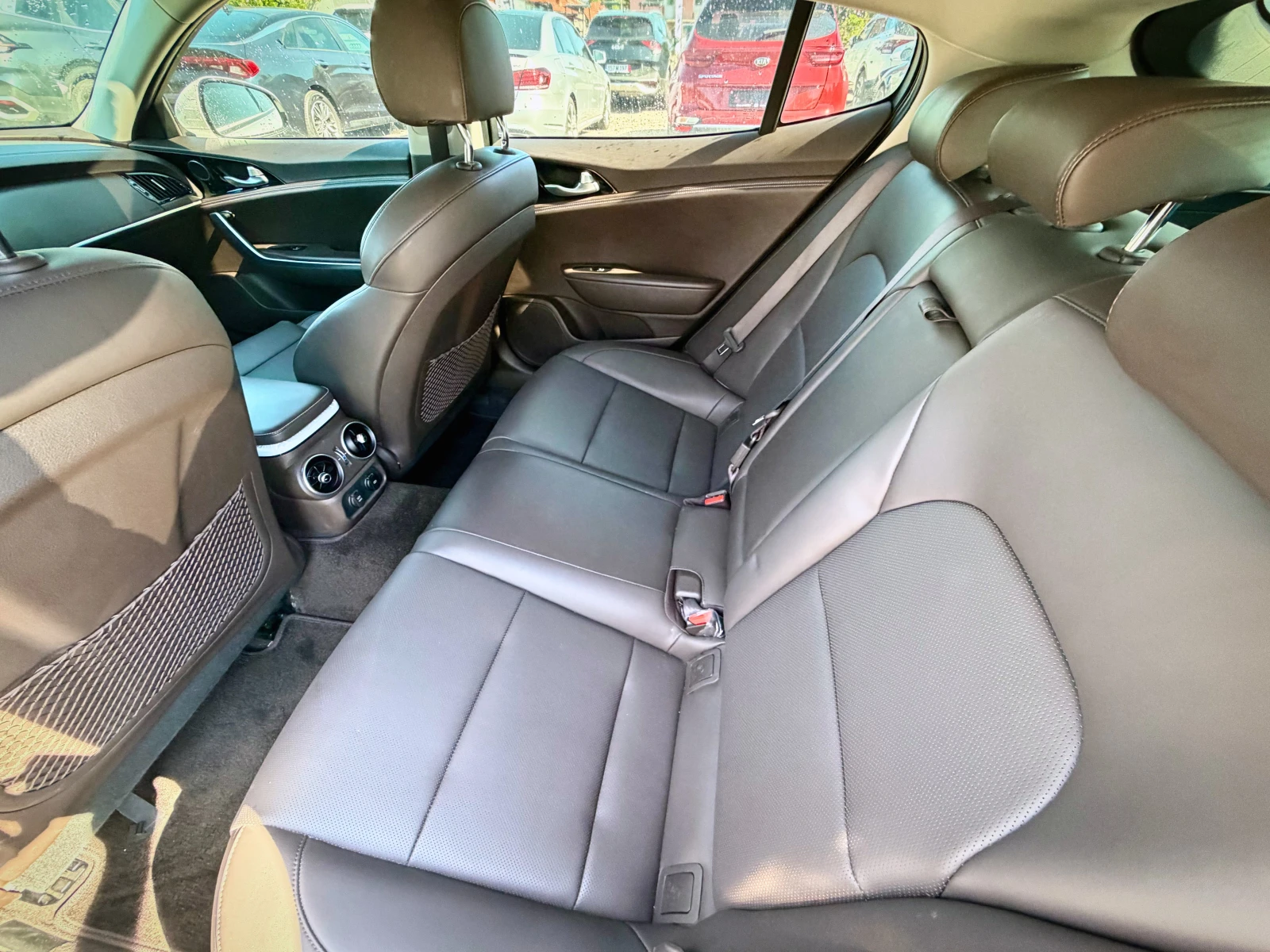 Kia Stinger 2.0 autogeorge.com, снимка 15 - Автомобили и джипове - 55312853