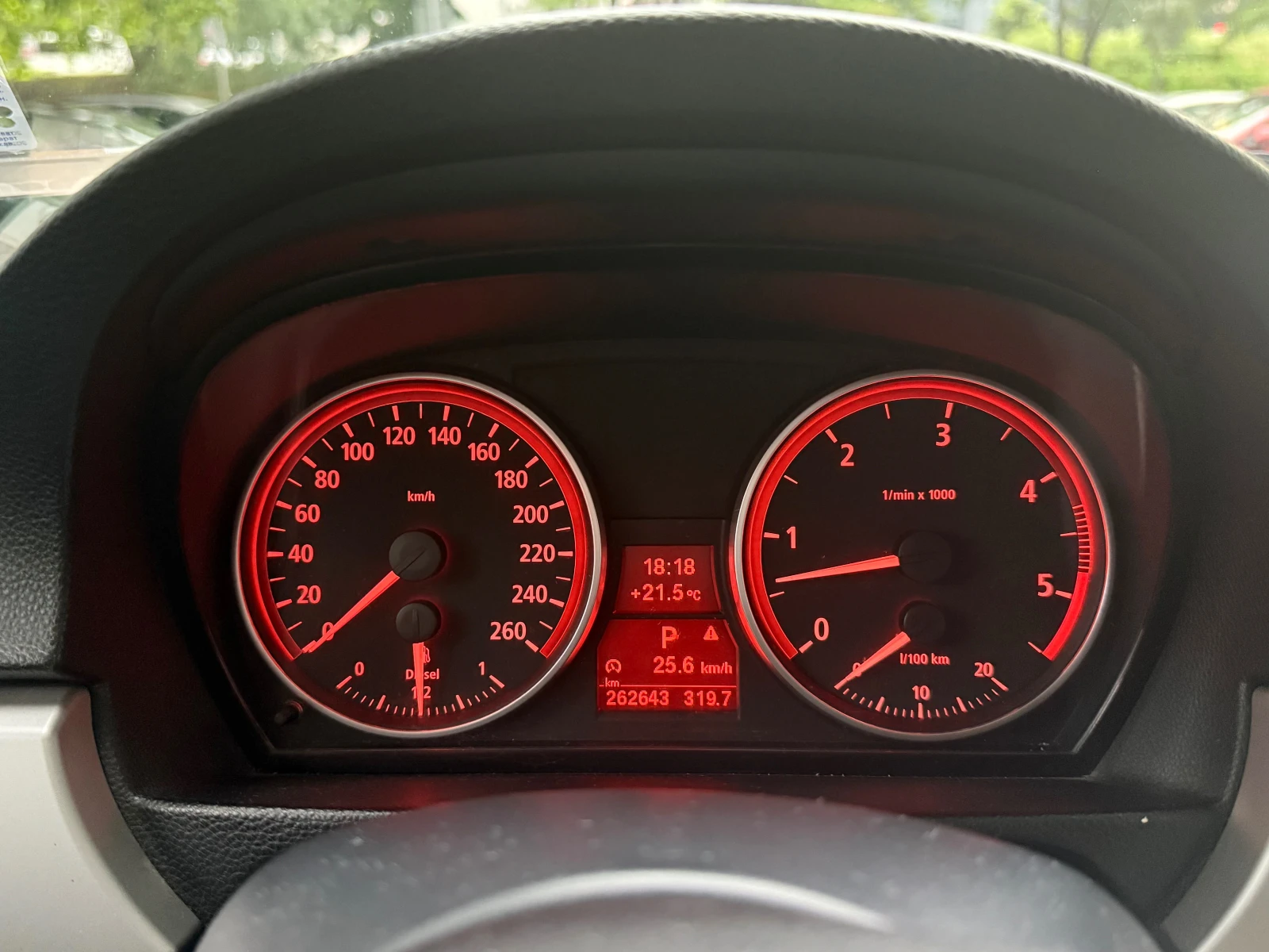 BMW 330 XD с Навигация, снимка 16 - Автомобили и джипове - 55300108