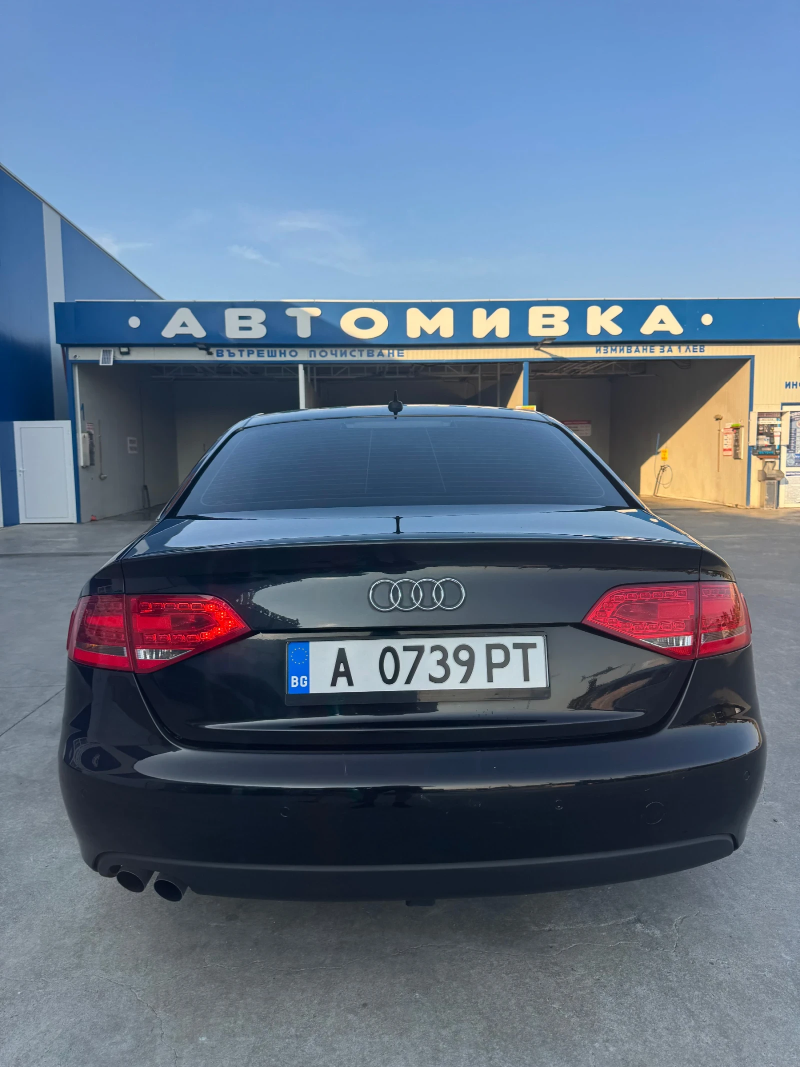 Audi A4 2.0  TDI, снимка 6 - Автомобили и джипове - 55304135
