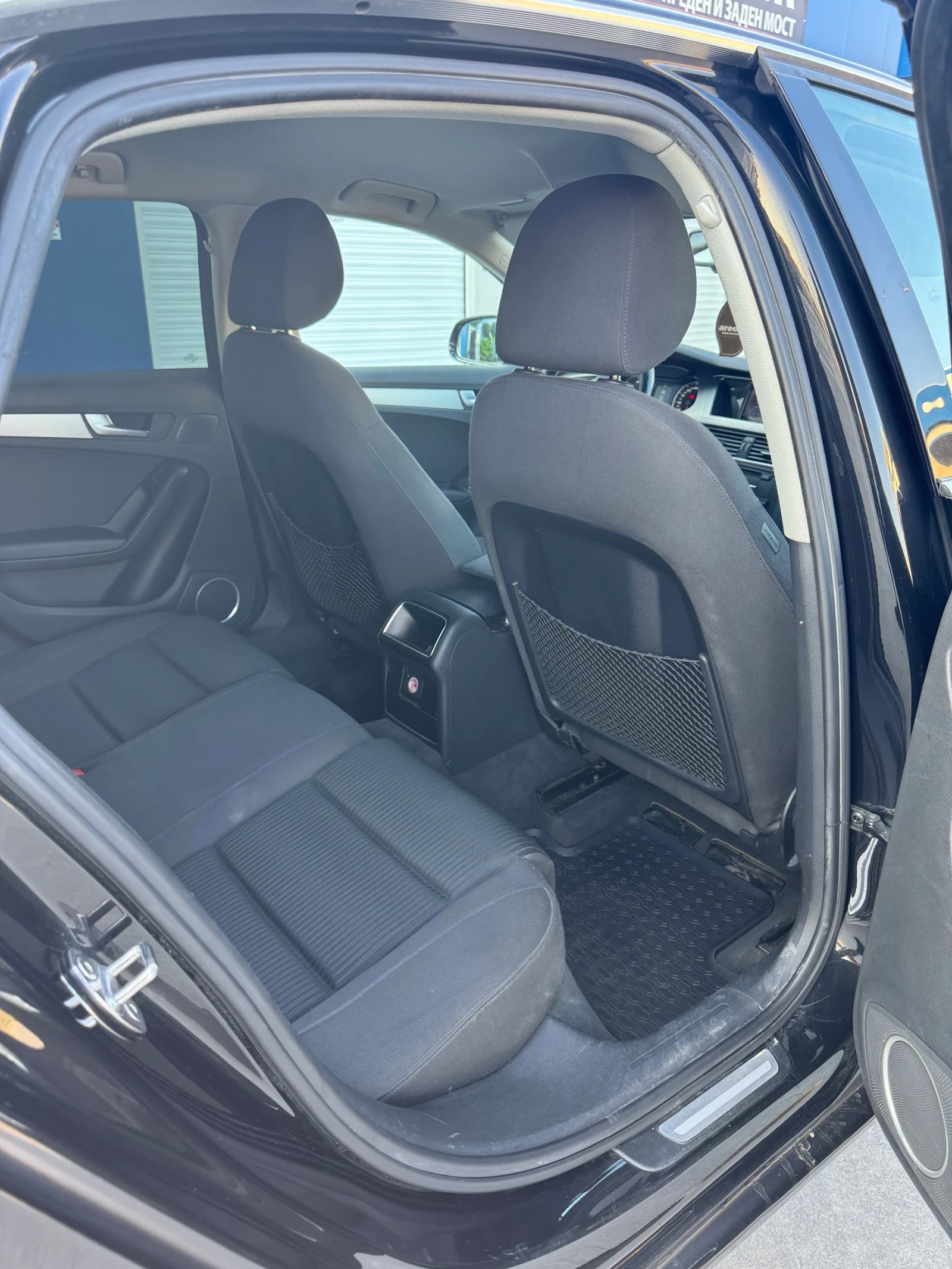 Audi A4 2.0  TDI, снимка 9 - Автомобили и джипове - 55304135