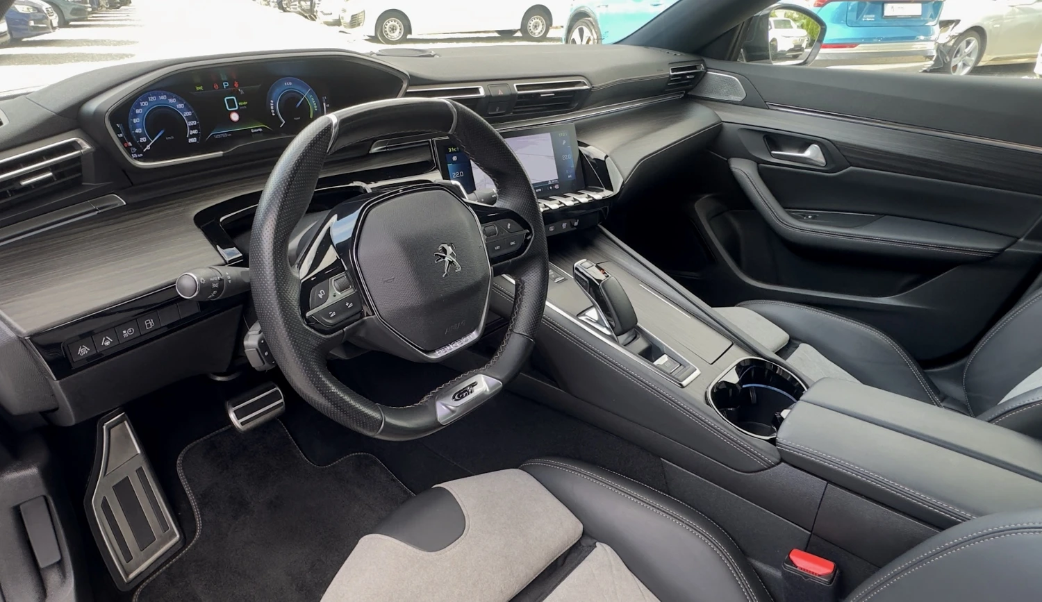 Peugeot 508 GT-Line Plug-in Distronic Focal Панорама Асистенти, снимка 6 - Автомобили и джипове - 55422386
