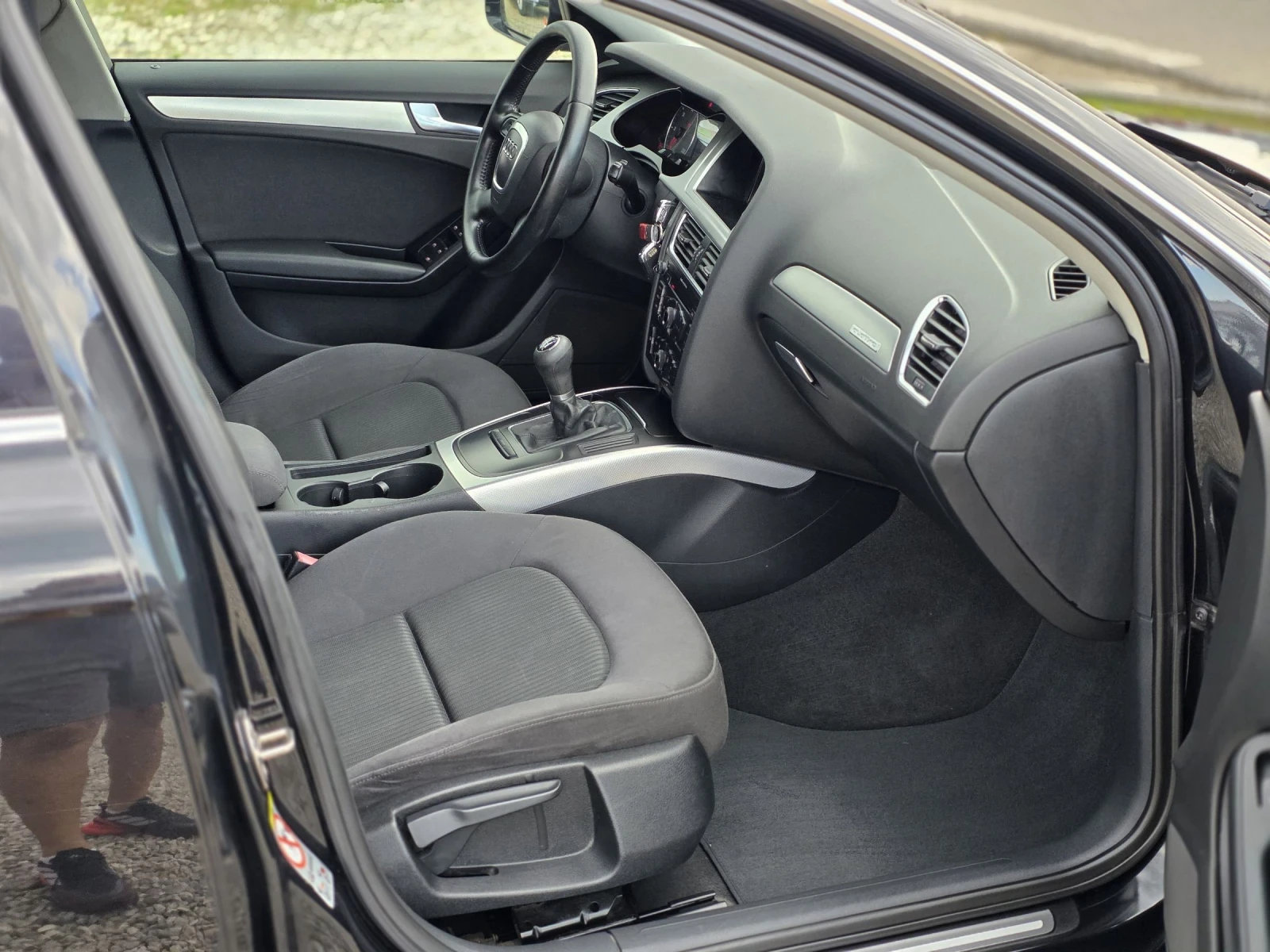 Audi A4 2.0 tdi  Quattro 170 k.c. Собтсвен Лизинг, снимка 12 - Автомобили и джипове - 55436970