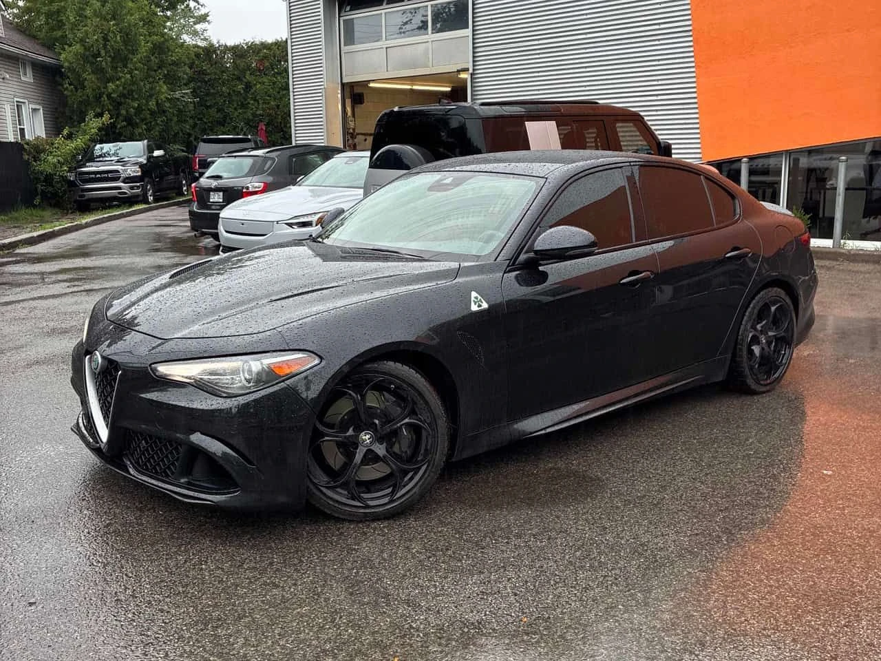 Alfa Romeo Giulia * Quadrifoglio * CARFAX * ОПЦИЯ ЗА ФИНАНСИРАНЕ