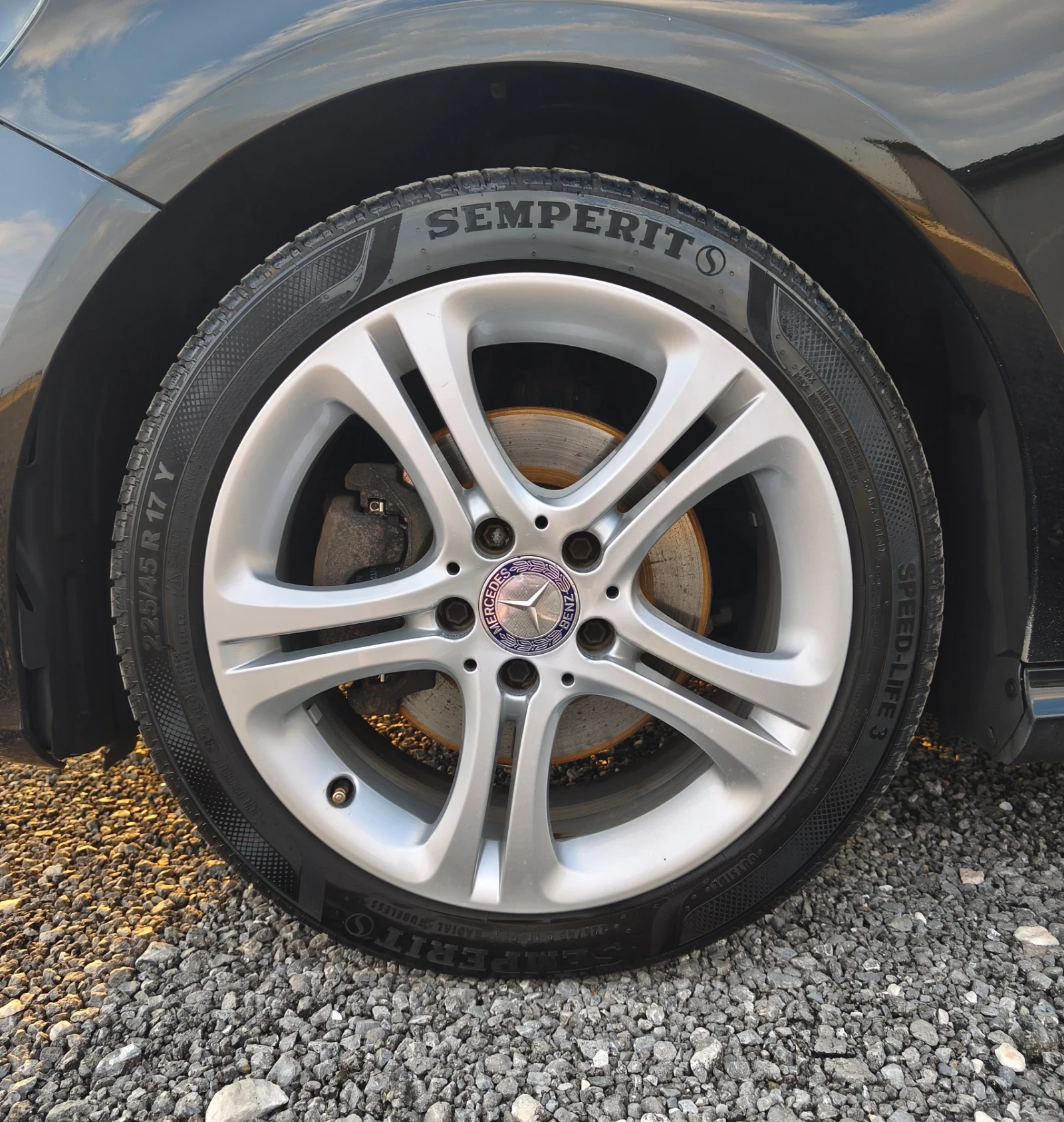 Mercedes-Benz A 180 Sport edition/БЕНЗИН, снимка 11 - Автомобили и джипове - 55658303