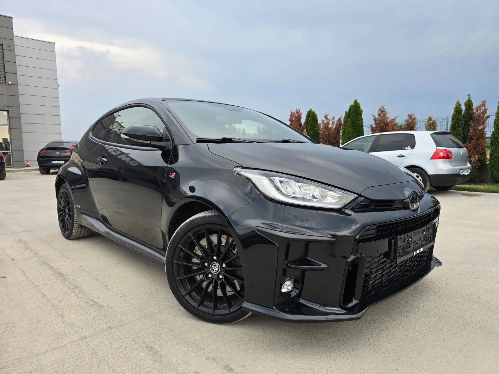 Toyota Yaris GR 1.6 Turbo GR-FOUR | WRC Рали Легенда, снимка 3 - Автомобили и джипове - 55802784