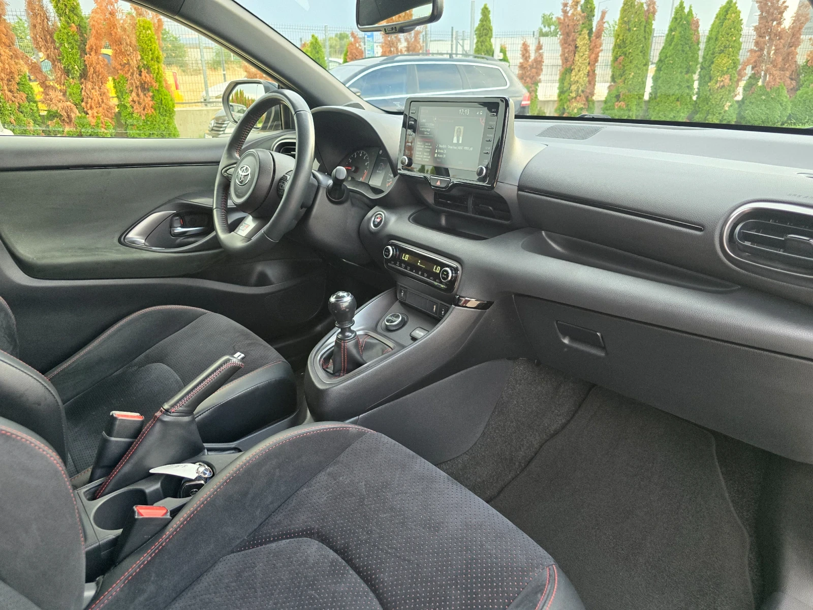 Toyota Yaris GR 1.6 Turbo GR-FOUR | WRC Рали Легенда, снимка 10 - Автомобили и джипове - 55802784