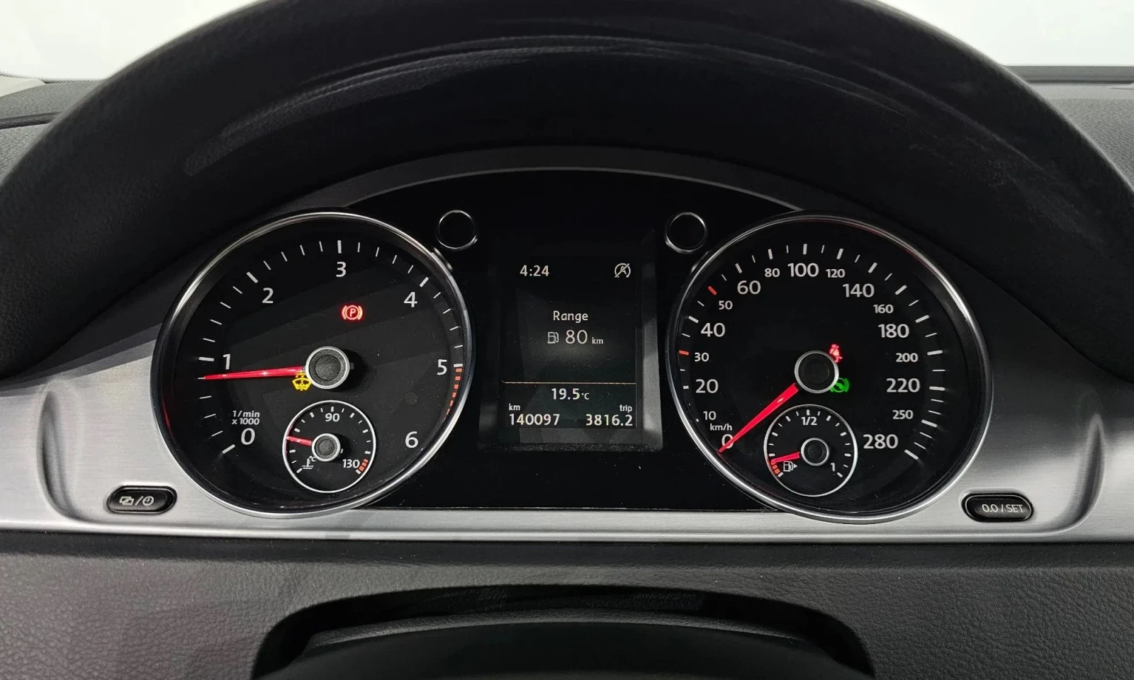 VW CC 2.0TDI Автоматик, снимка 15 - Автомобили и джипове - 56107884