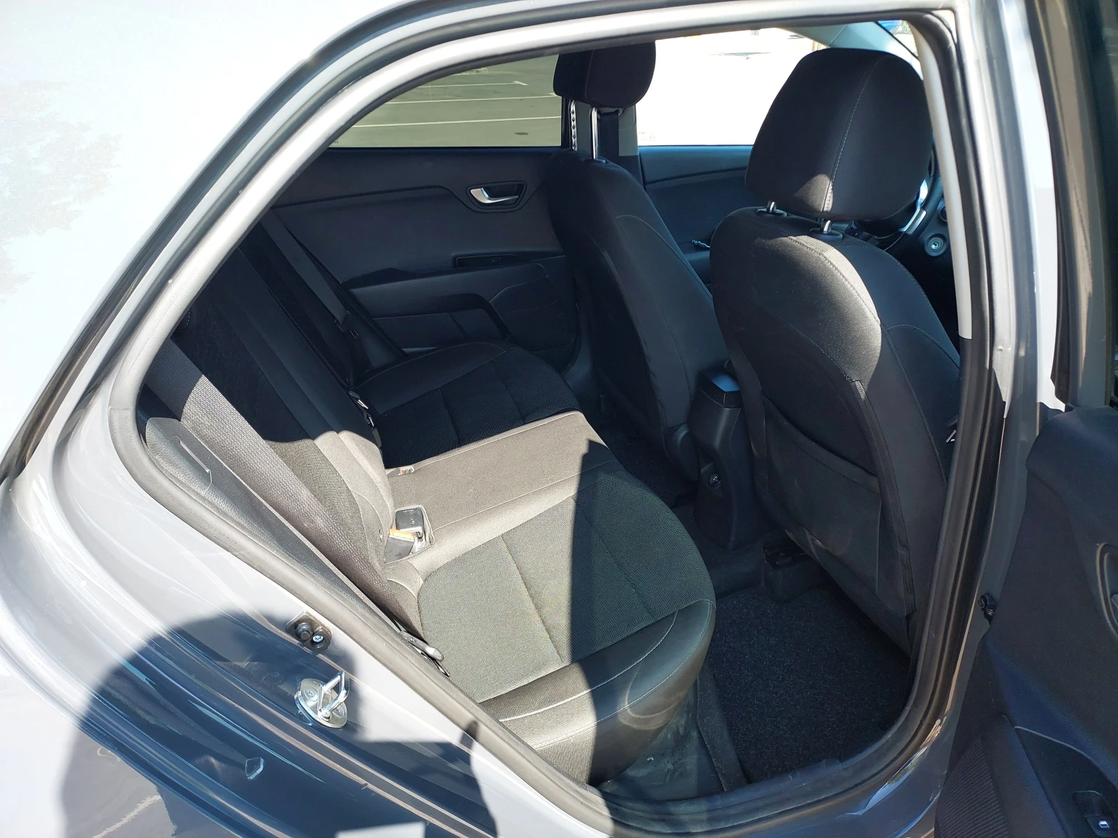Kia Rio FL 1.0 LX 7AT 5D. Гаранция. Автоматик. , снимка 7 - Автомобили и джипове - 56183987