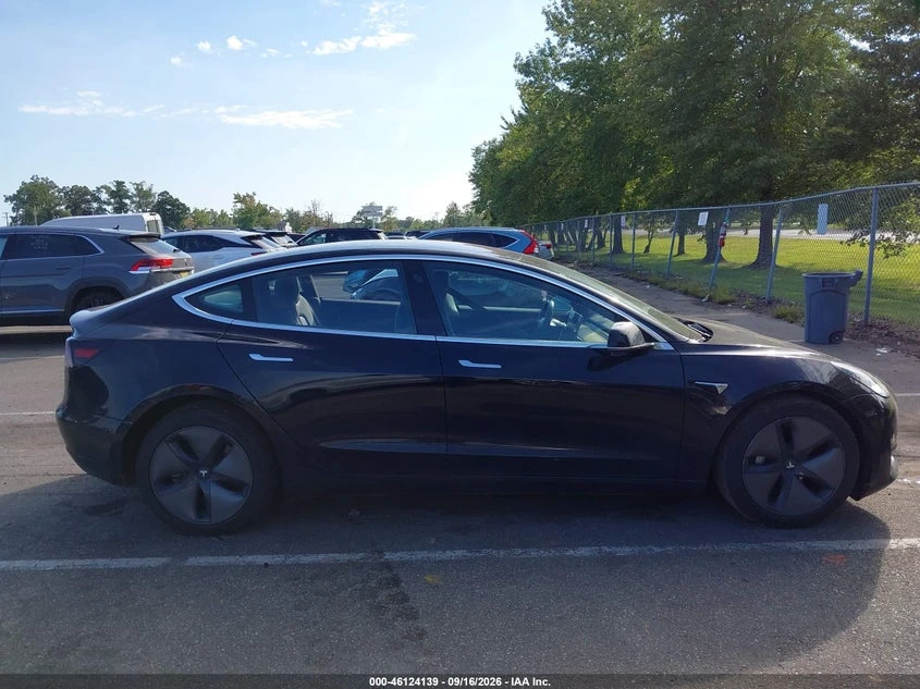 Tesla Model 3 Long Range/Performance, снимка 11 - Автомобили и джипове - 56579260