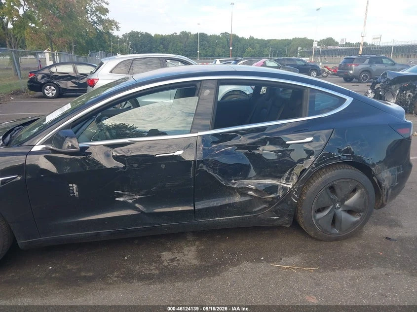 Tesla Model 3 Long Range/Performance, снимка 6 - Автомобили и джипове - 56579260